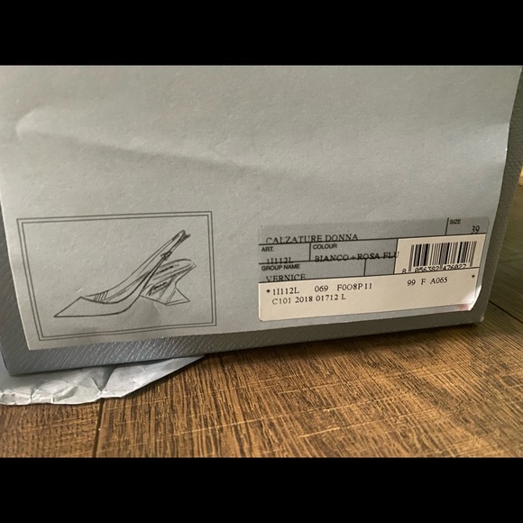 Prada sandals - Picture 3 of 6